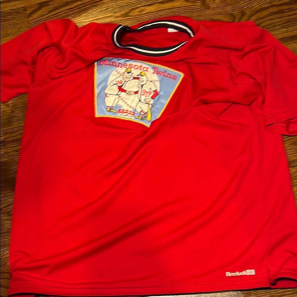 Reebok Red Minnesota Twins T-Shirt VINTAGE USED